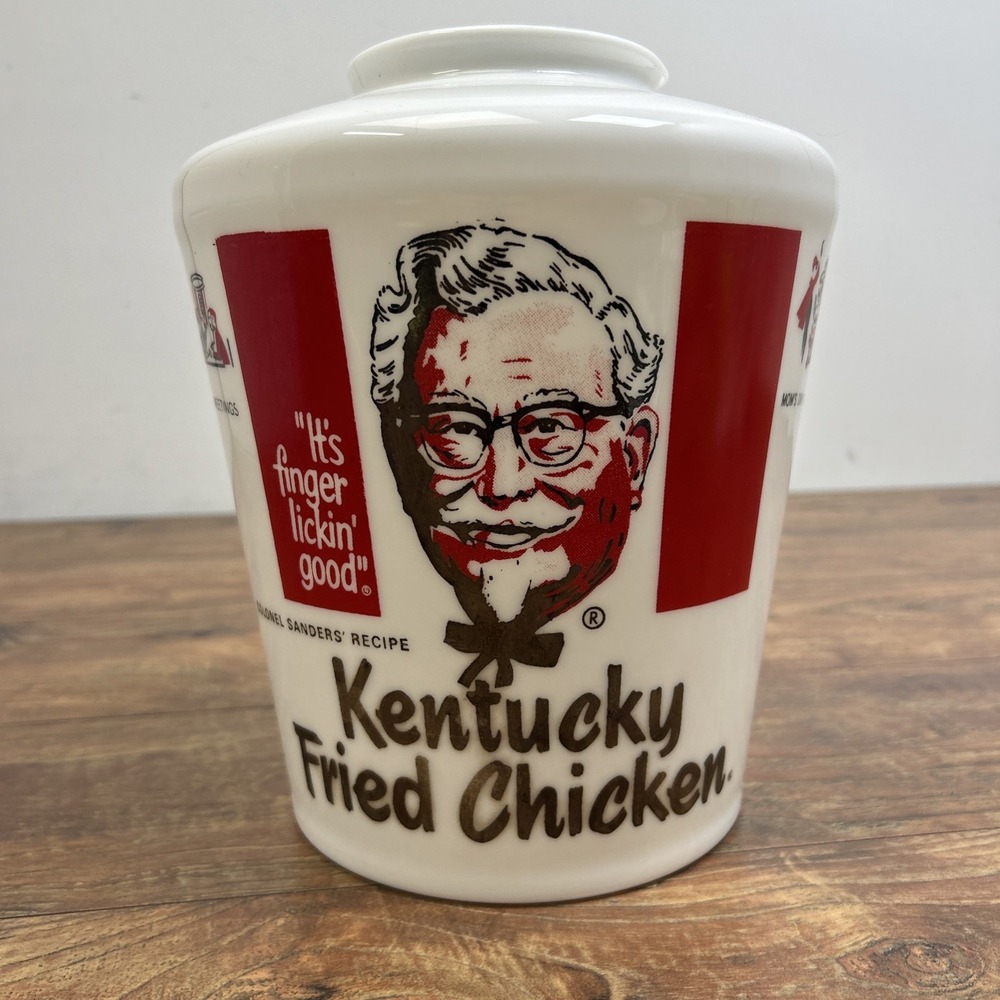Vintage 1969 KFC Milk Glass Bucket Globe Light Shade Restaurant Lamp Col Sanders